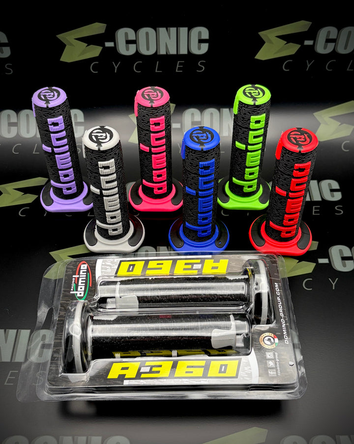 Electric motorcycle throttle with colored grips